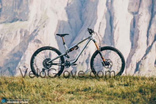 Commencal Meta AM 29 Race specs and reviews